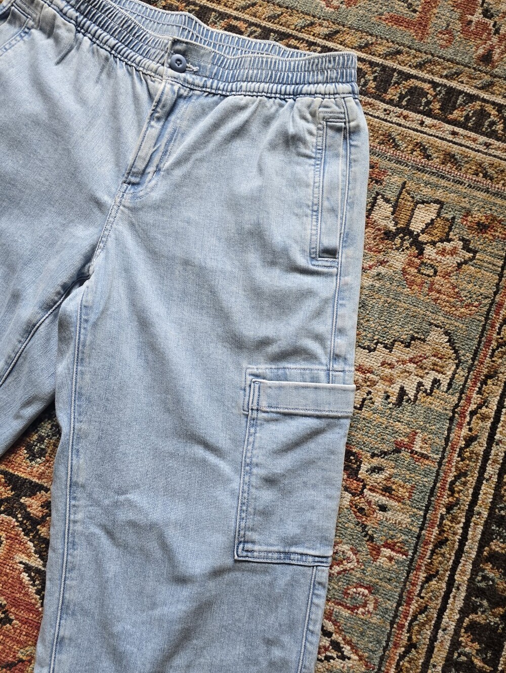 American Eagle - Picture 4 of 7